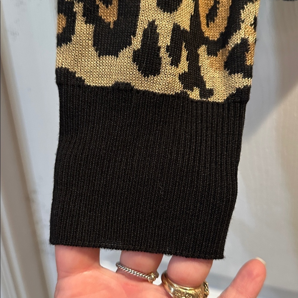 NWT! Bebe Basic Cheetah Rhinestone Logo Cutout Mo… - image 5